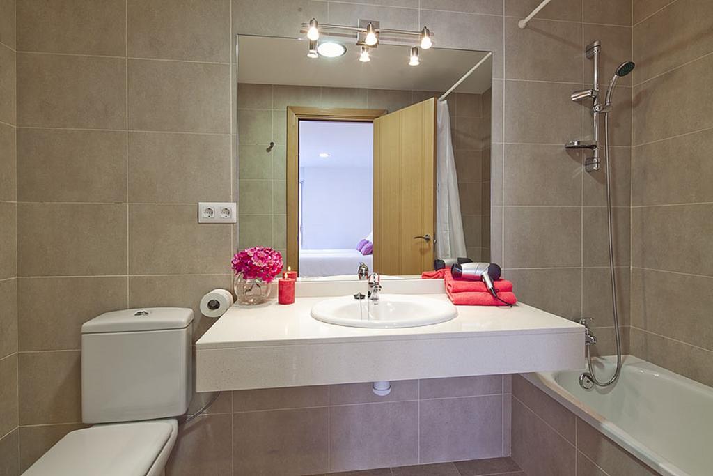Charmsuites Paralel