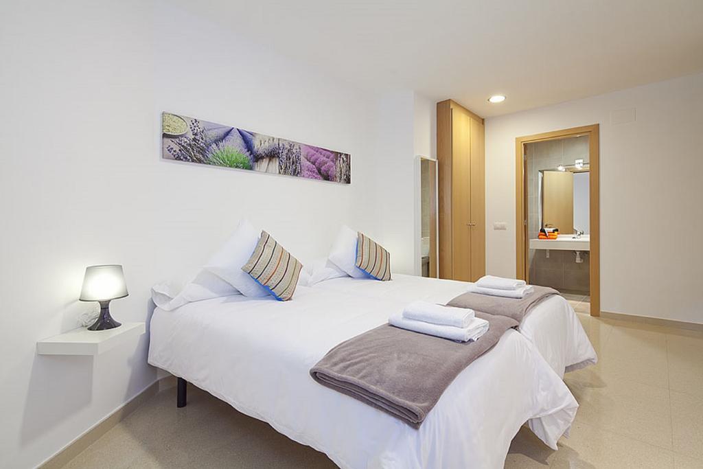 Charmsuites Paralel *