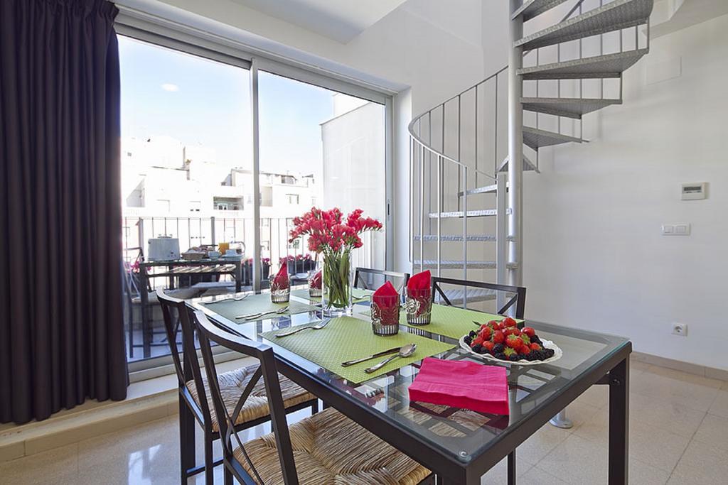 Apartamento Charmsuites Paralel Barcelona