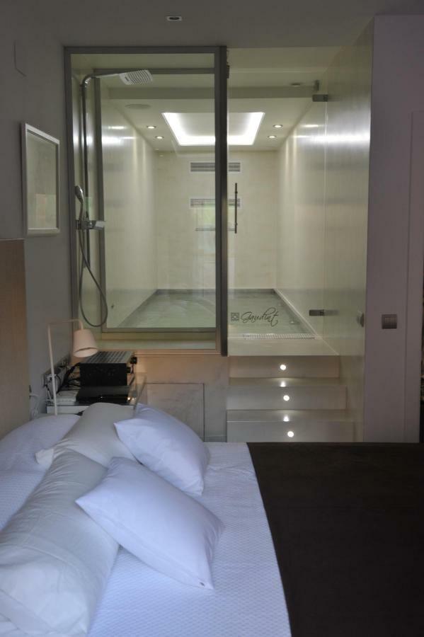 Gaudint Apartment Barcelona