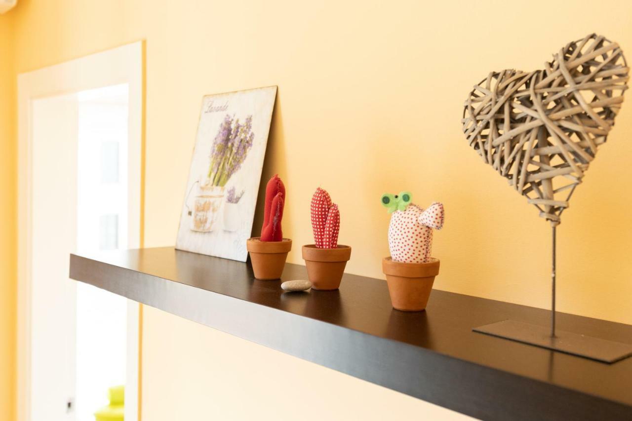 Apartment Housalia Guell & Gracia Barcelona