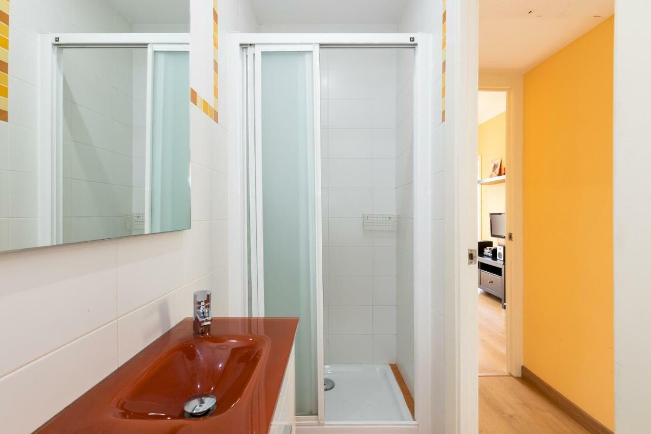 Housalia Guell & Gracia Apartment Barcelona