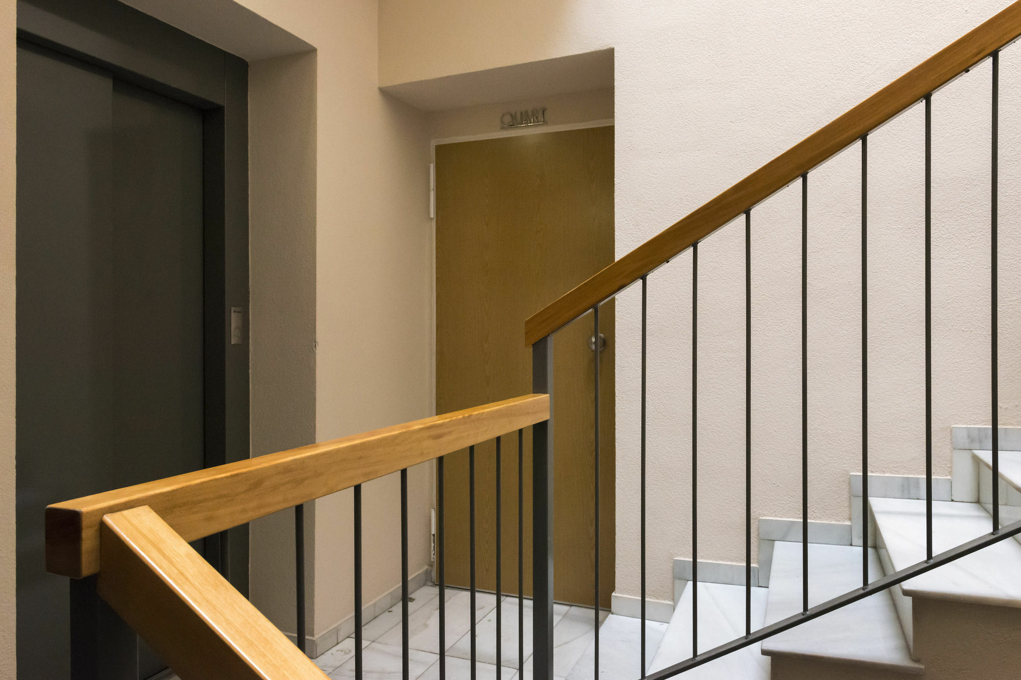 Four Petals Boutique Apartment *