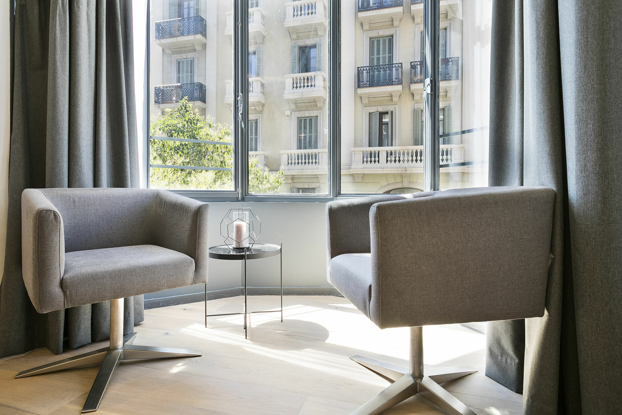 Murmuri Mercader Apartahotel