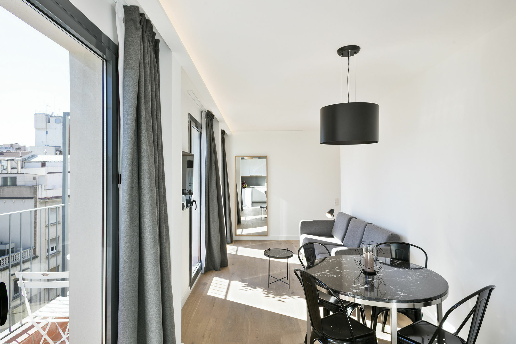 Apartahotel Murmuri Mercader 4*