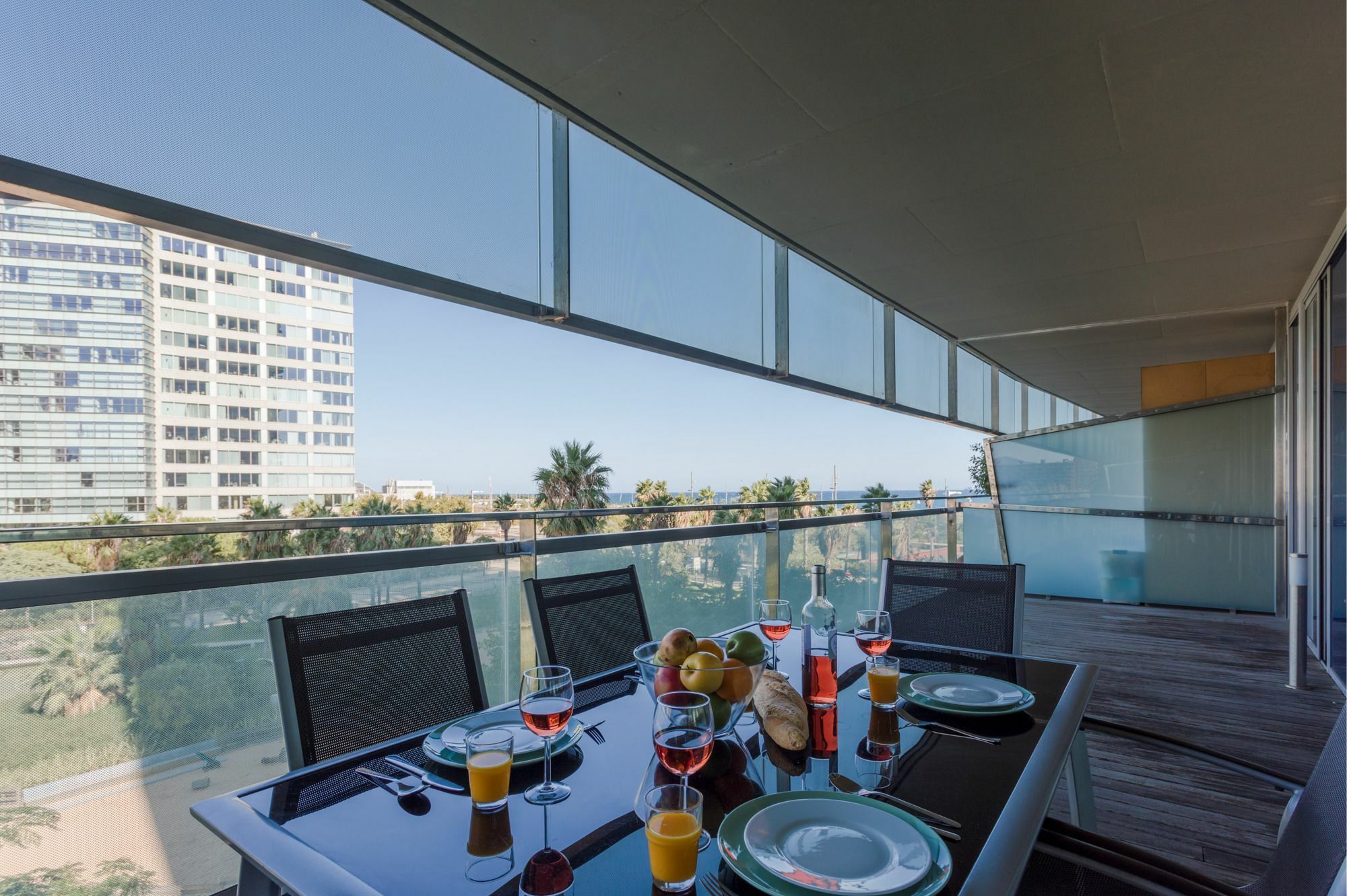 Apartment Unique Rentals-seafront Luxe *