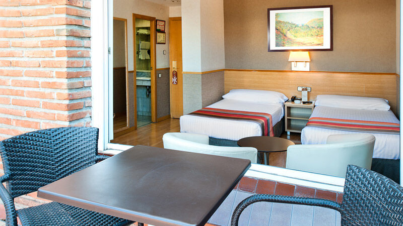 Catalonia Park Güell Hotel 3*