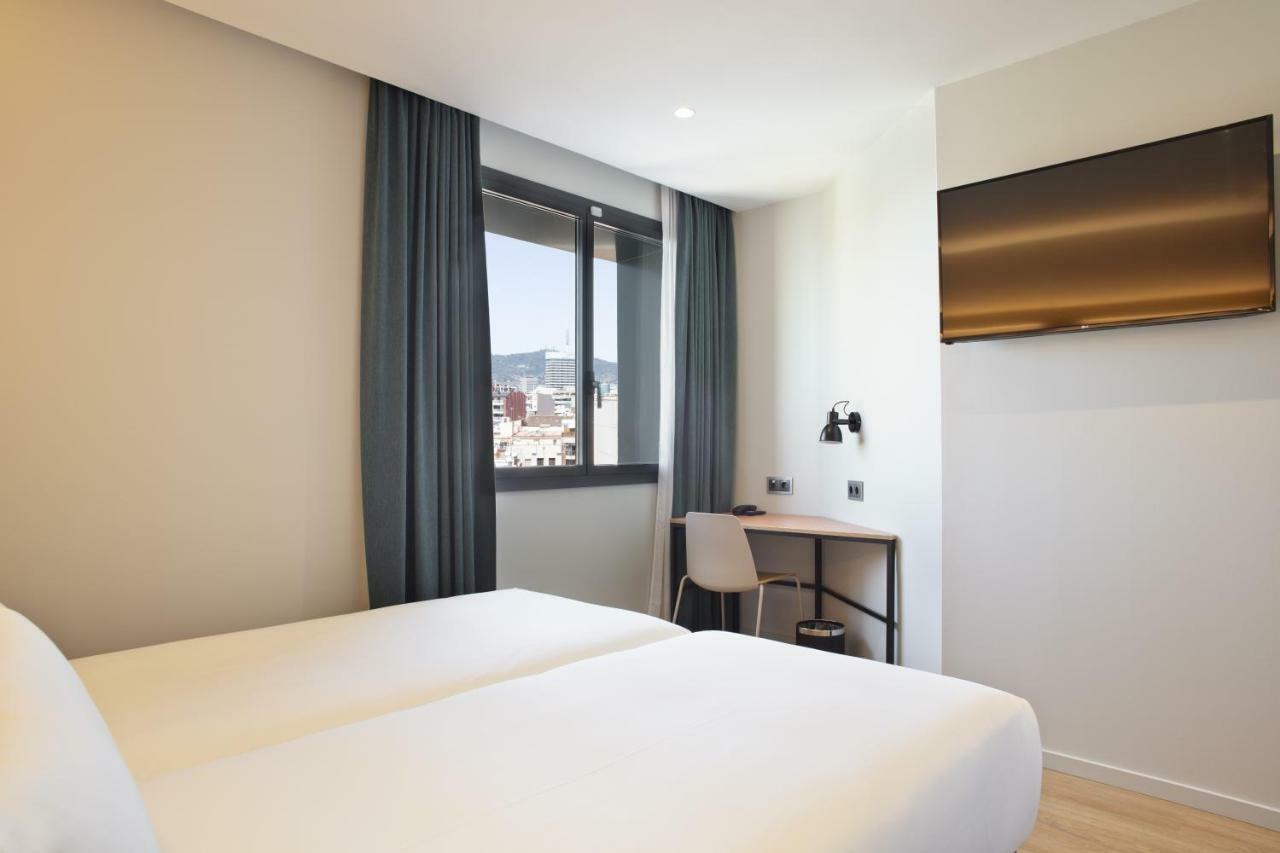 Hotel Brick 2*