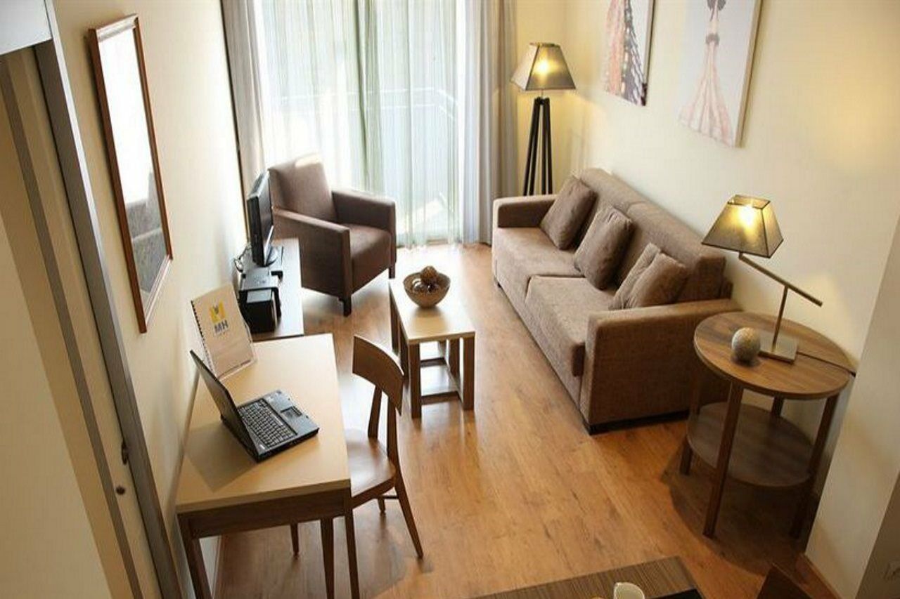 Ab Sagrada Familia Premium