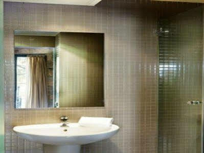 Allada 3* Apartahotel Barcelona