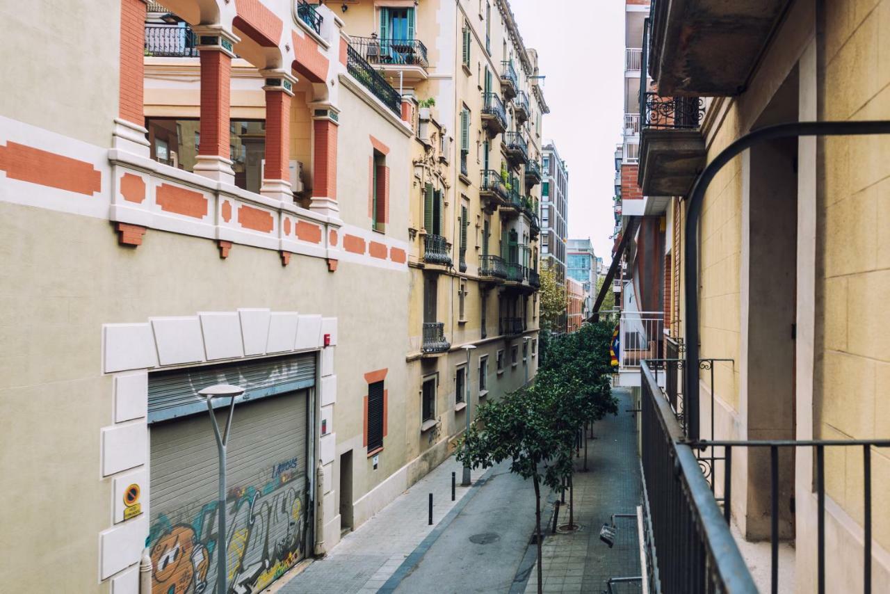 Brummell Eixample Izquierda/valeris * Barcelona