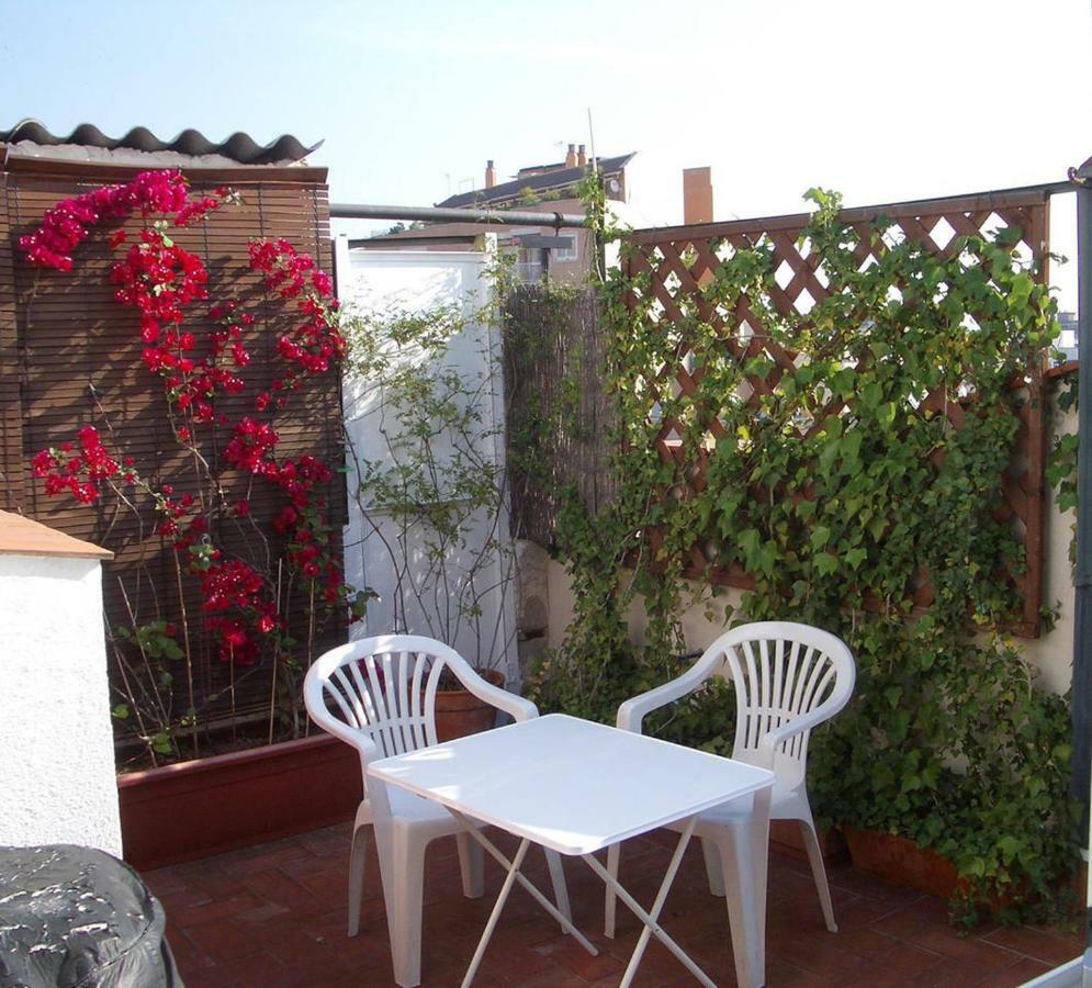 Mireia's Homestay *
