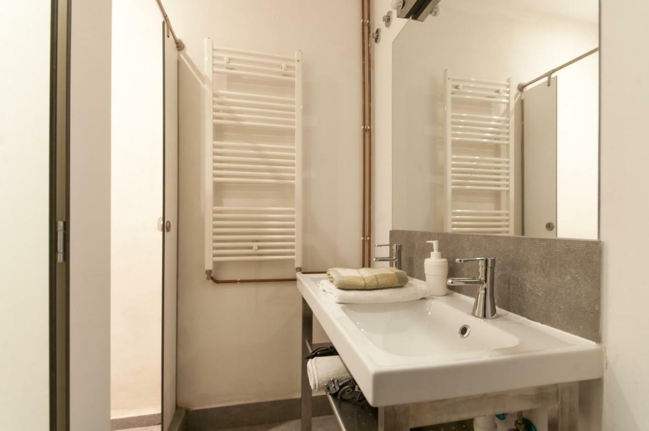 Gopal-comfortable Cozy For Groups In Gracia Barcelona