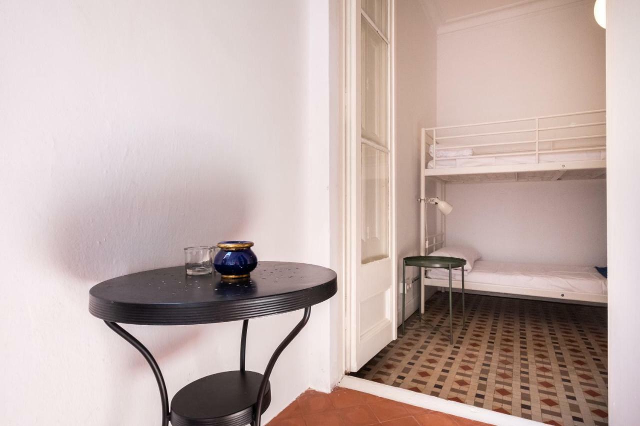 B32-sunny And Modernist For Groups In Center Apartamento *