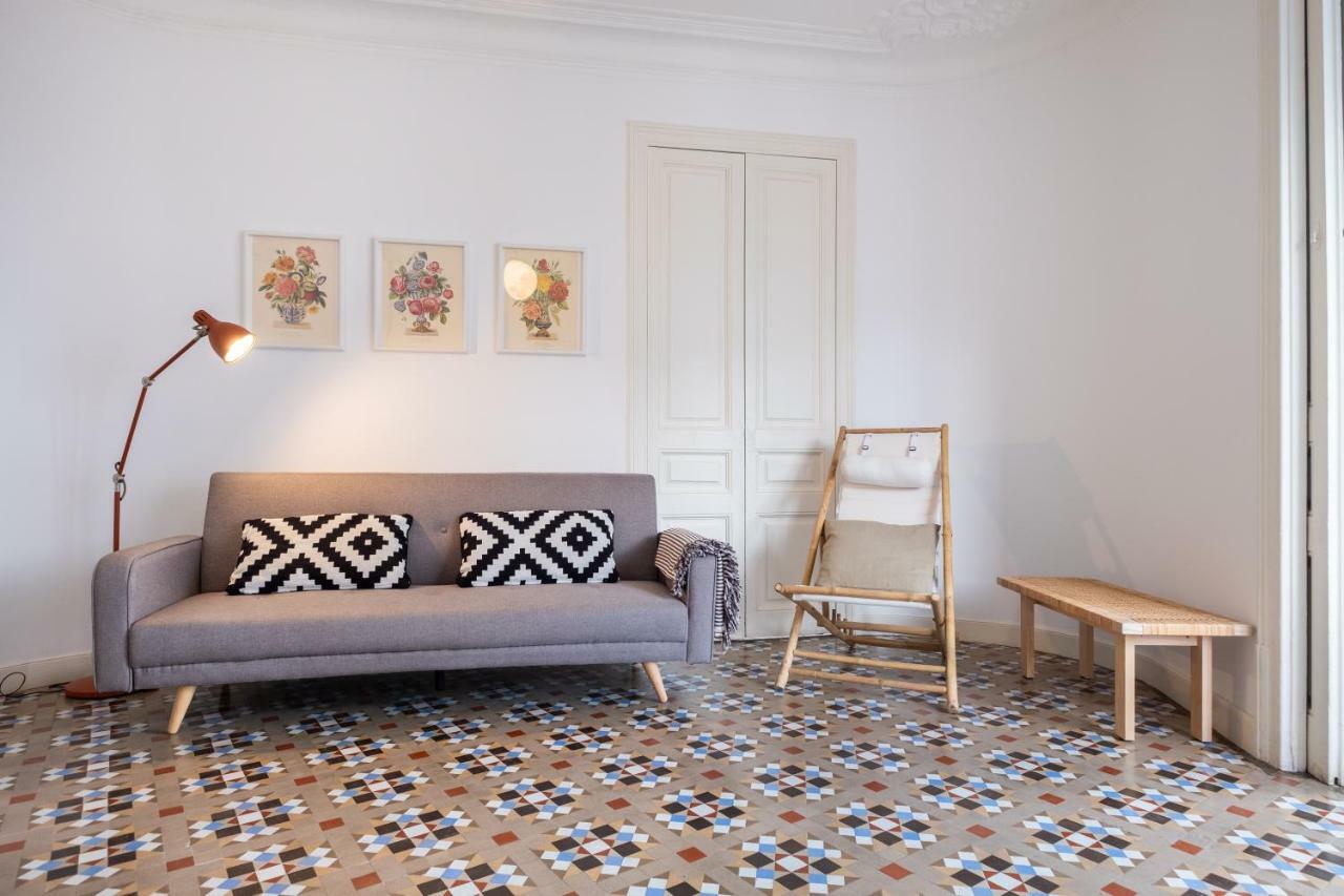 B32-sunny And Modernist For Groups In Center * Barcelona