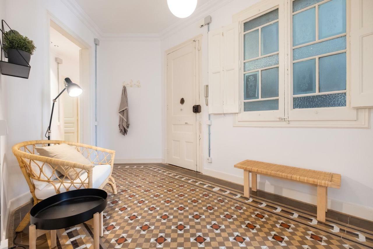 Apartamento B32-sunny And Modernist For Groups In Center Barcelona