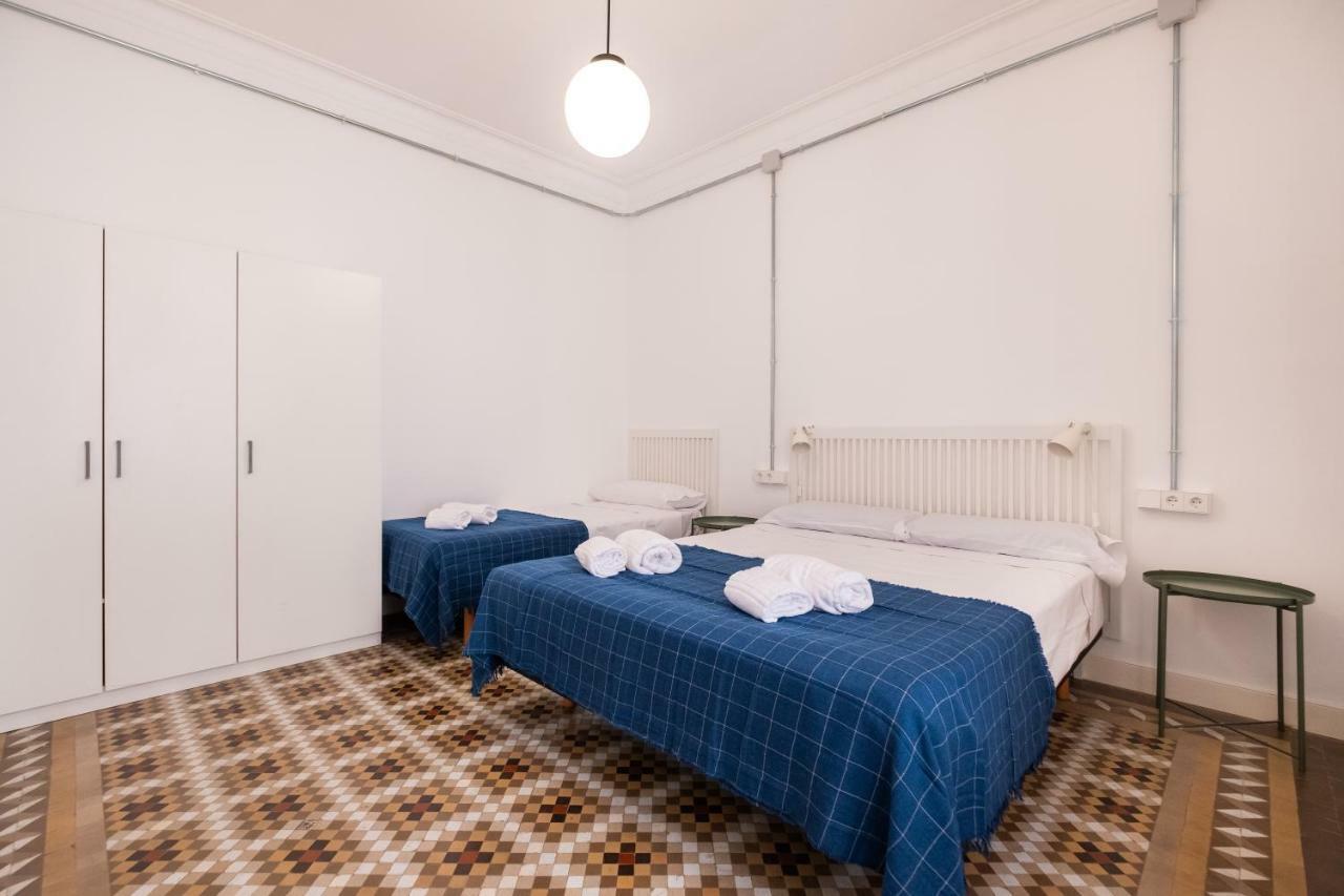 B32-sunny And Modernist For Groups In Center Apartamento *