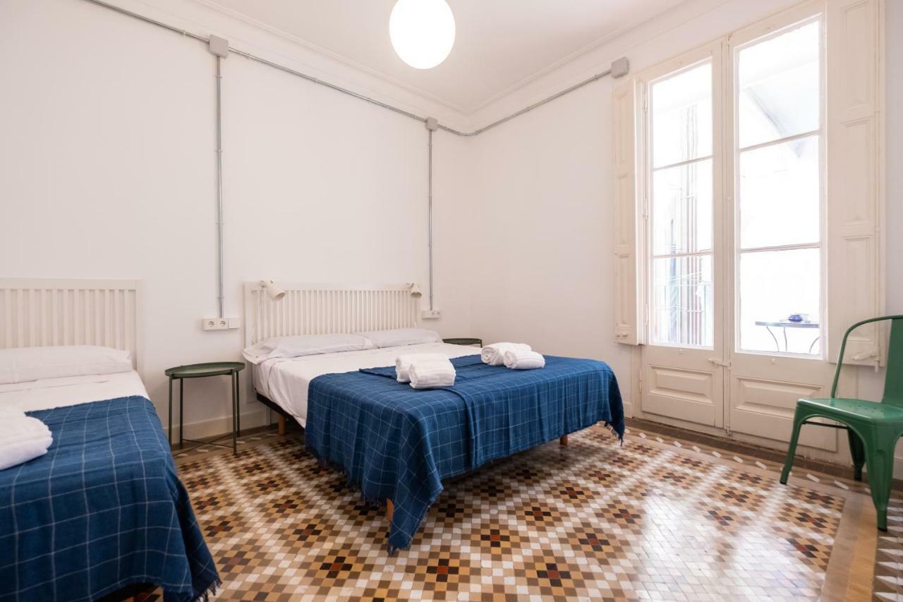 B32-sunny And Modernist For Groups In Center * Barcelona