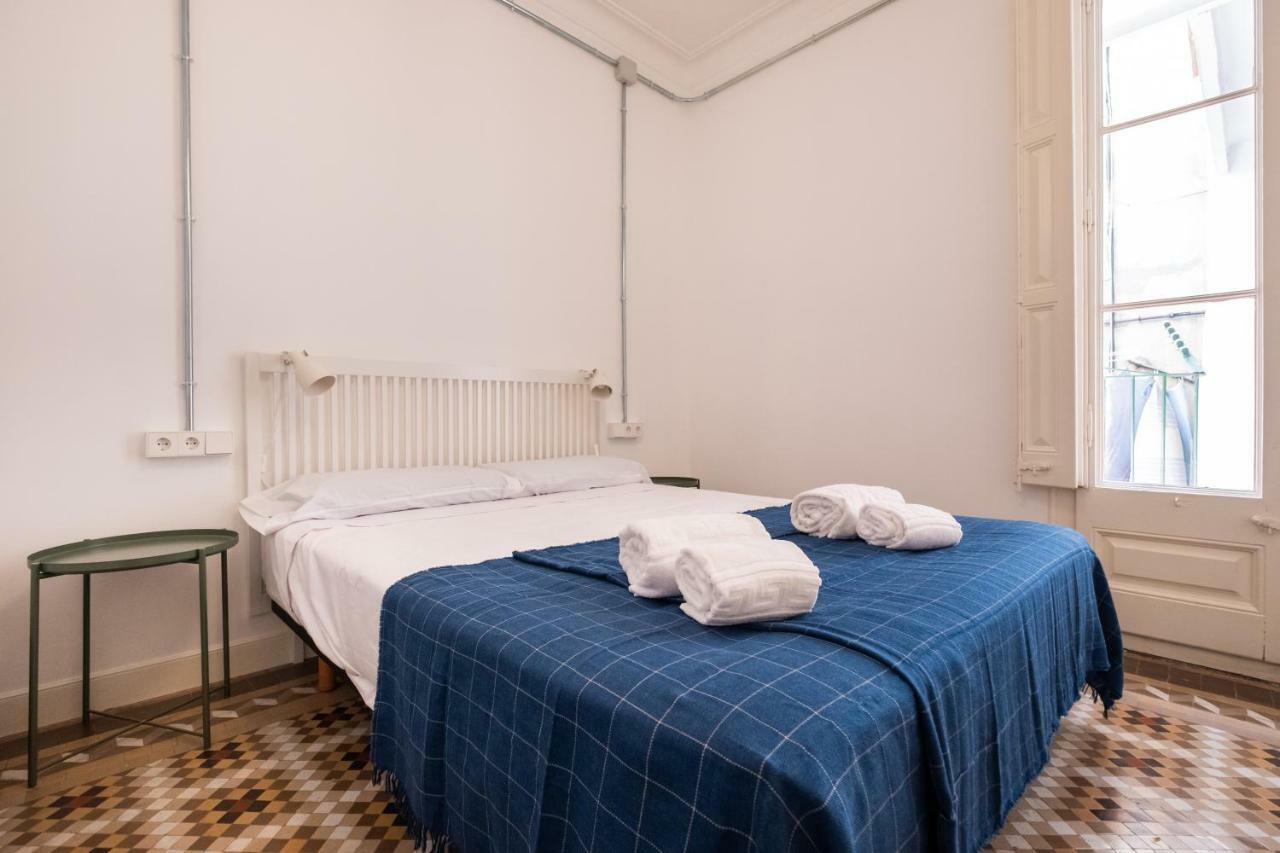B32-sunny And Modernist For Groups In Center Apartamento Barcelona