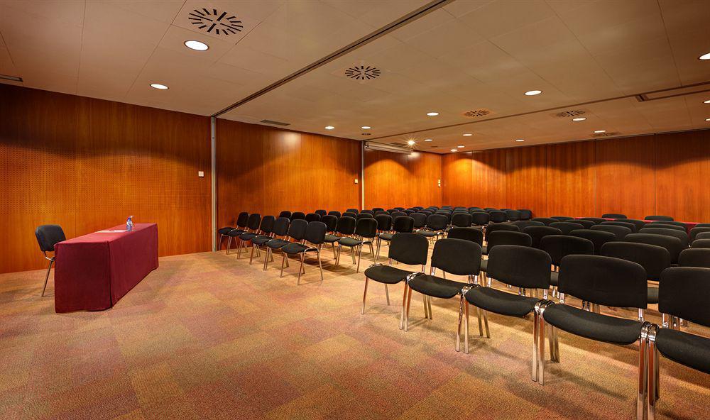 Acevi Villarroel 4* Barcelona