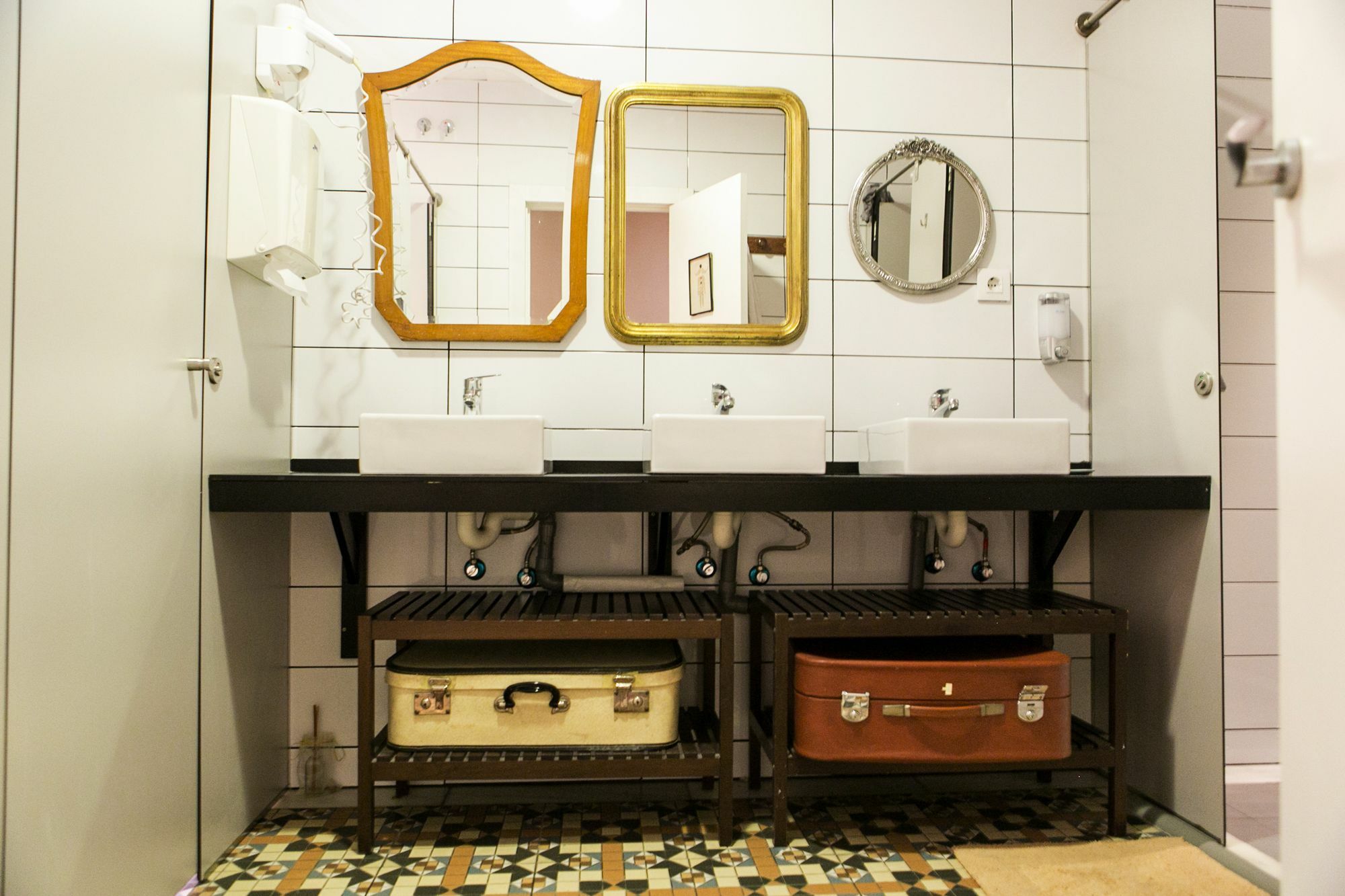 Pars Tailor's Hostal
