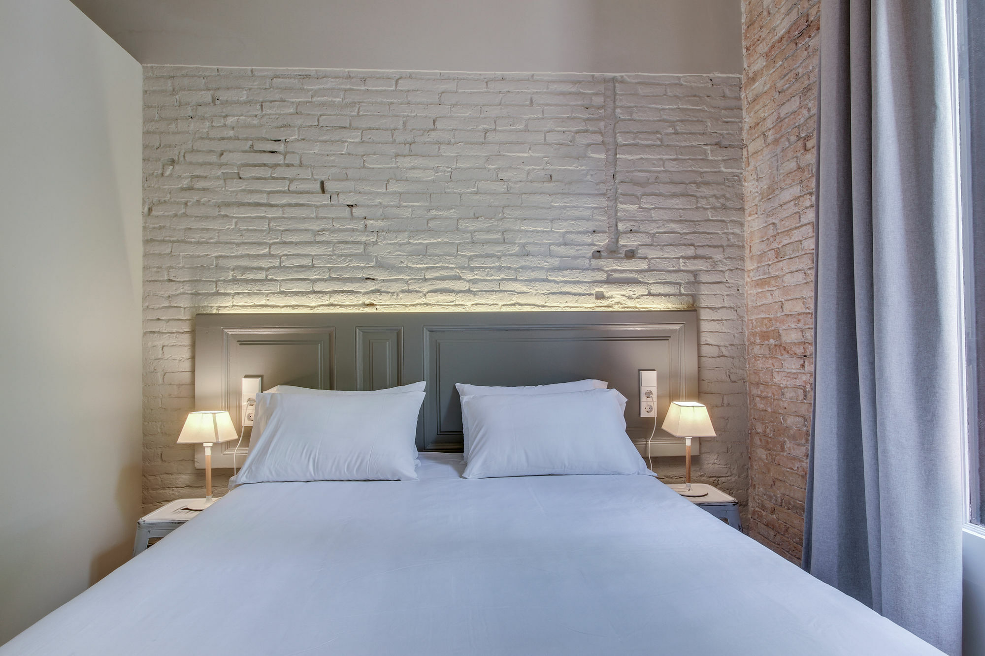 Principal B&bcn Bed and breakfast