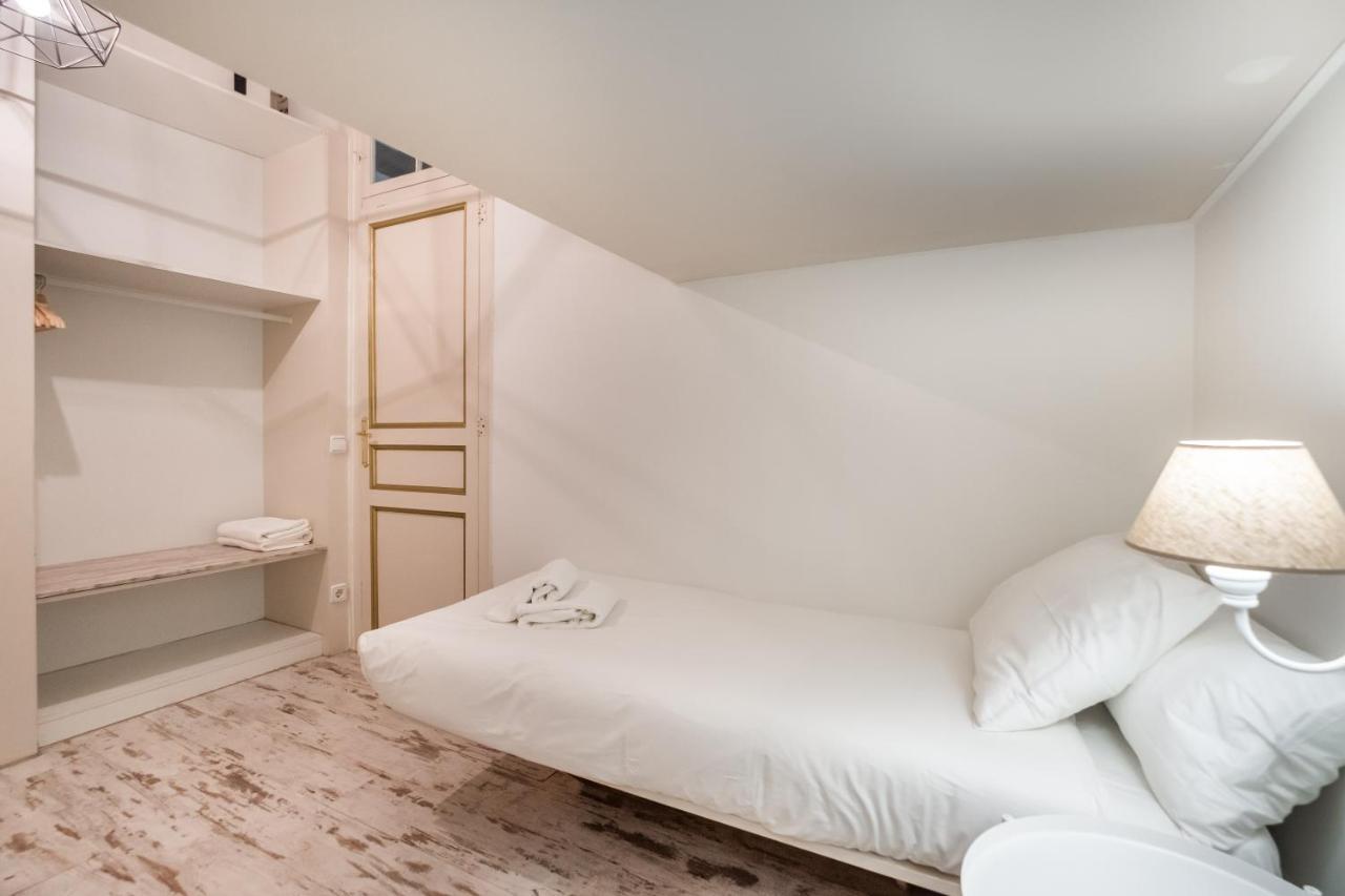 Eg21- Modernist And Elegant In Bcn Center Apartment *