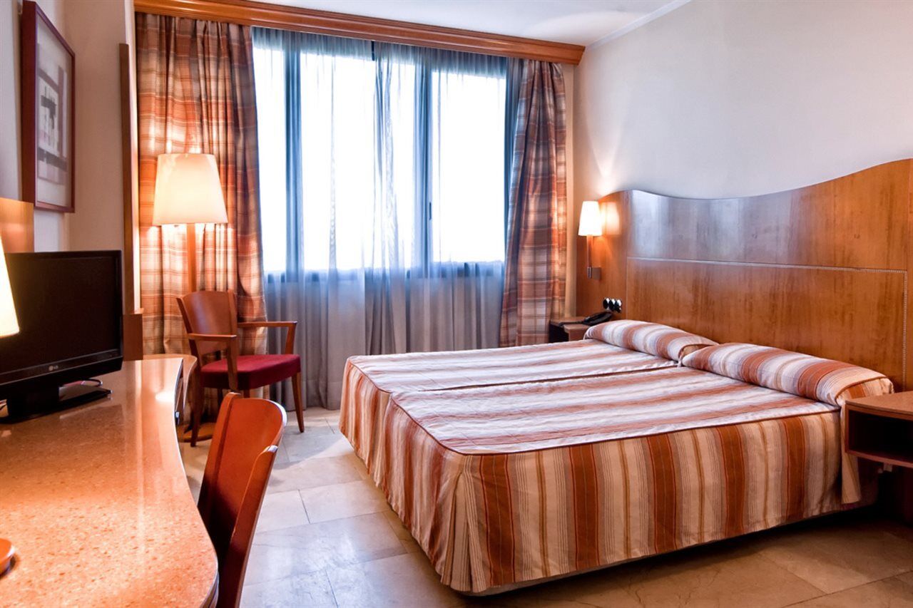 Hotel Aristol - Sagrada Familia Barcelona