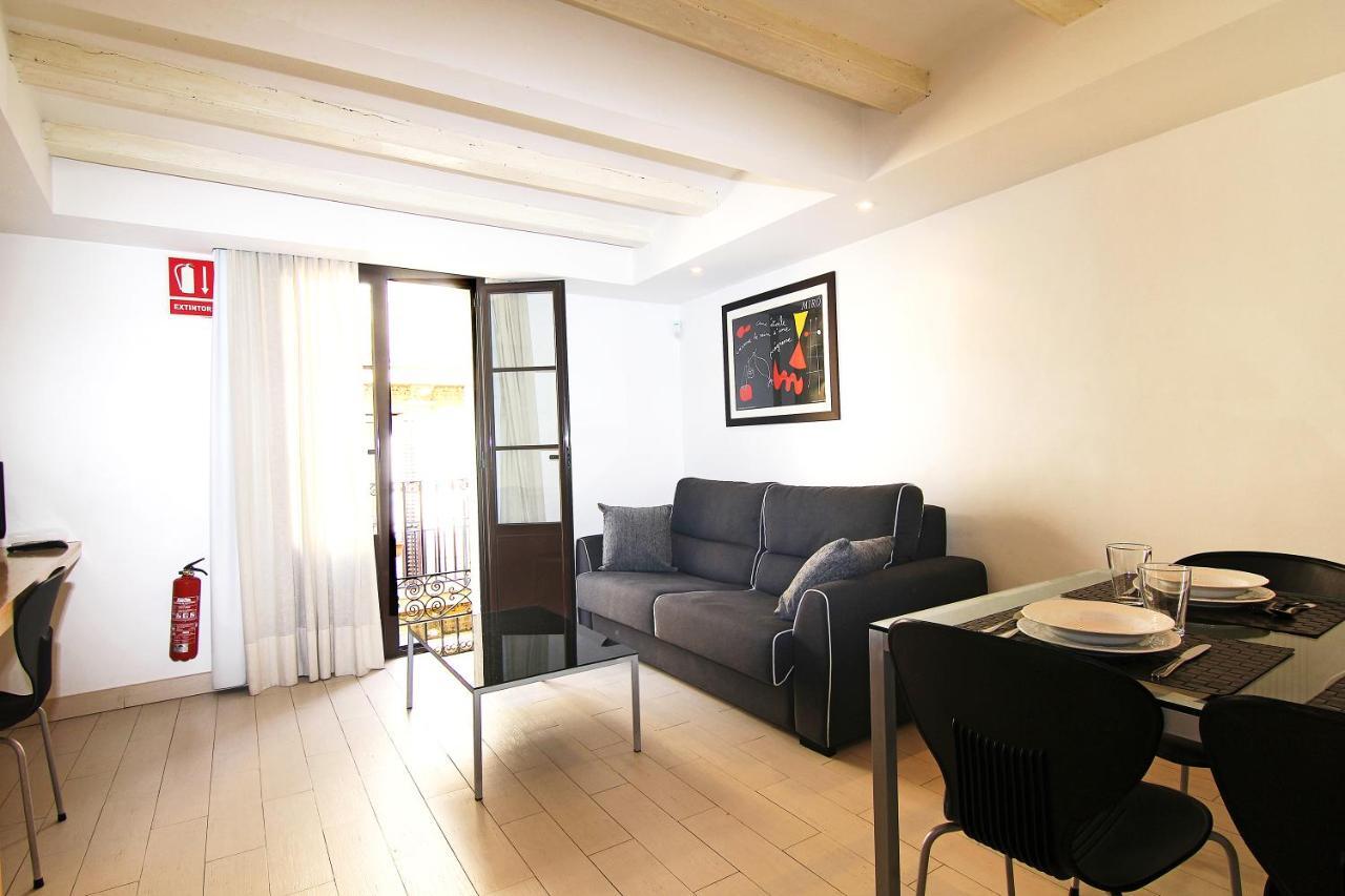 Classbedroom Gothic Ramblas