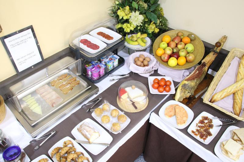 Travessera Hotel 2*