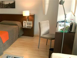 Hotel Atenea Rekord 4*