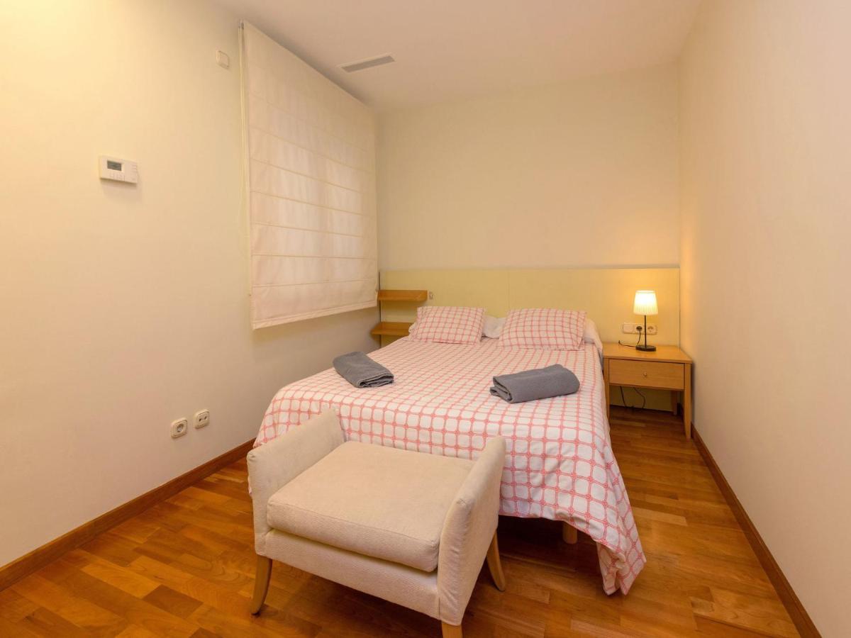 Plaza Catalunya-rda-universidad * Barcelona