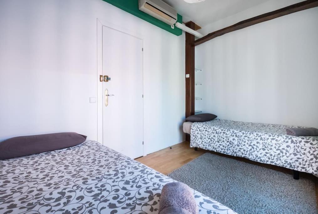 6 Pax DUPLEX PENTHOUSE Las Ramblas BARCELONA Apartamento Barcelona