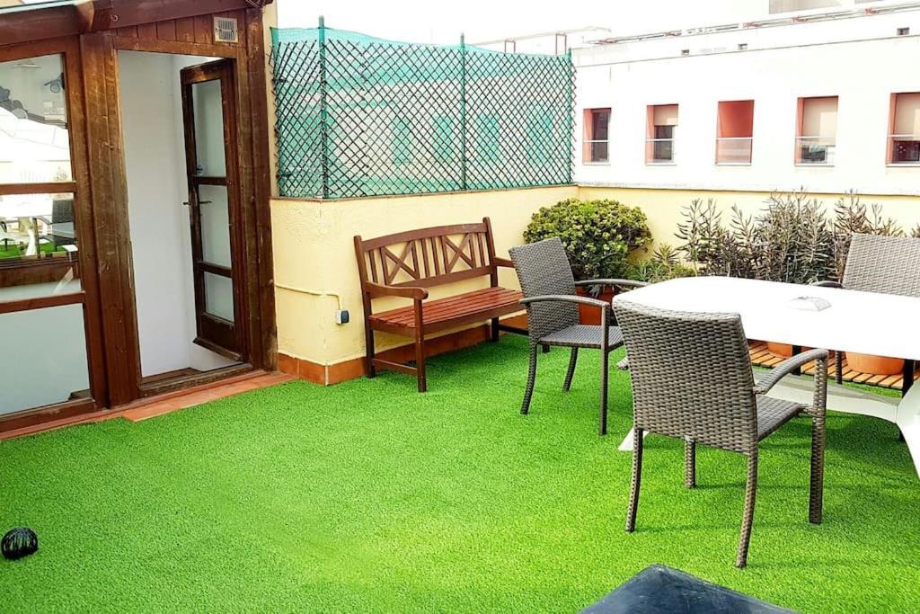 6 Pax DUPLEX PENTHOUSE Las Ramblas BARCELONA Apartamento
