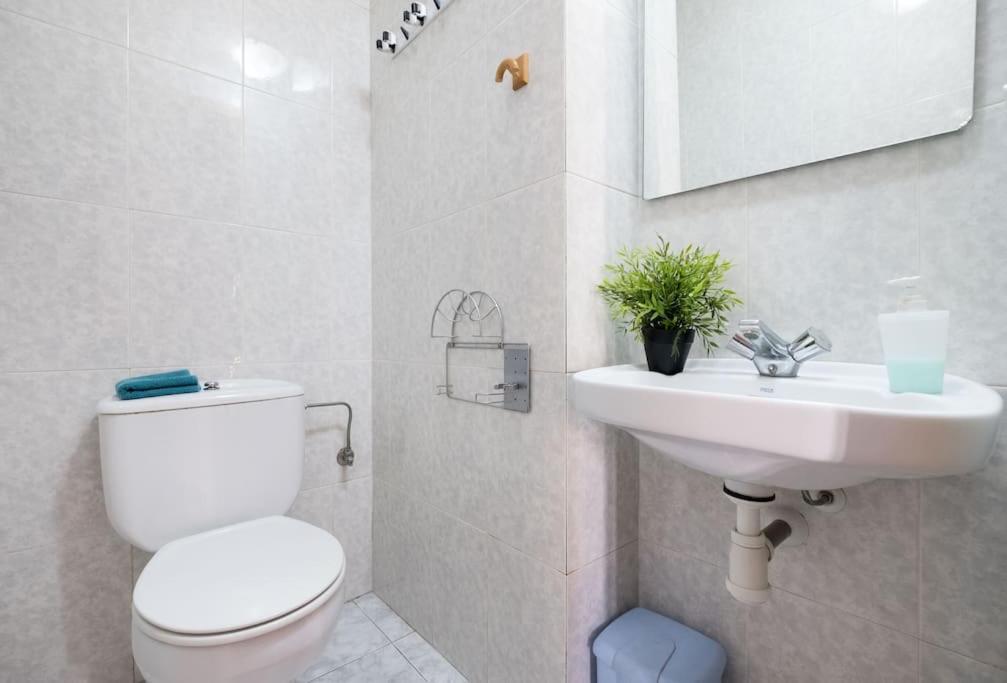 Apartamento 6 Pax DUPLEX PENTHOUSE Las Ramblas BARCELONA Barcelona