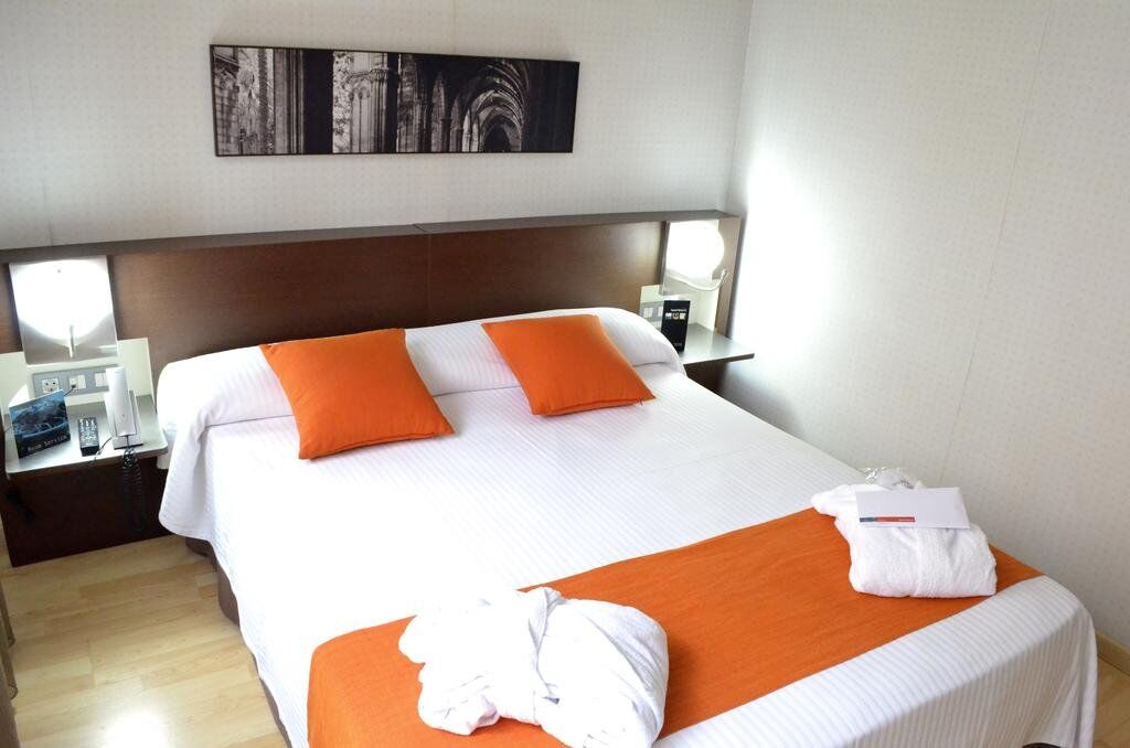 Atenea Rekord Hotel 4*