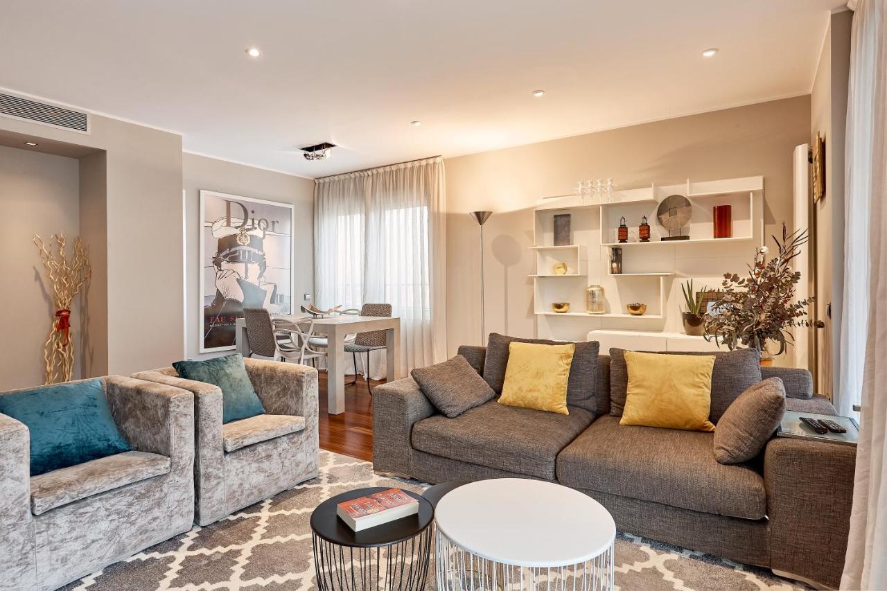 Ud - Luxury With Terrace Apartamento