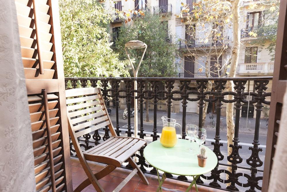 Easy Sleep Gaudi Terrace *