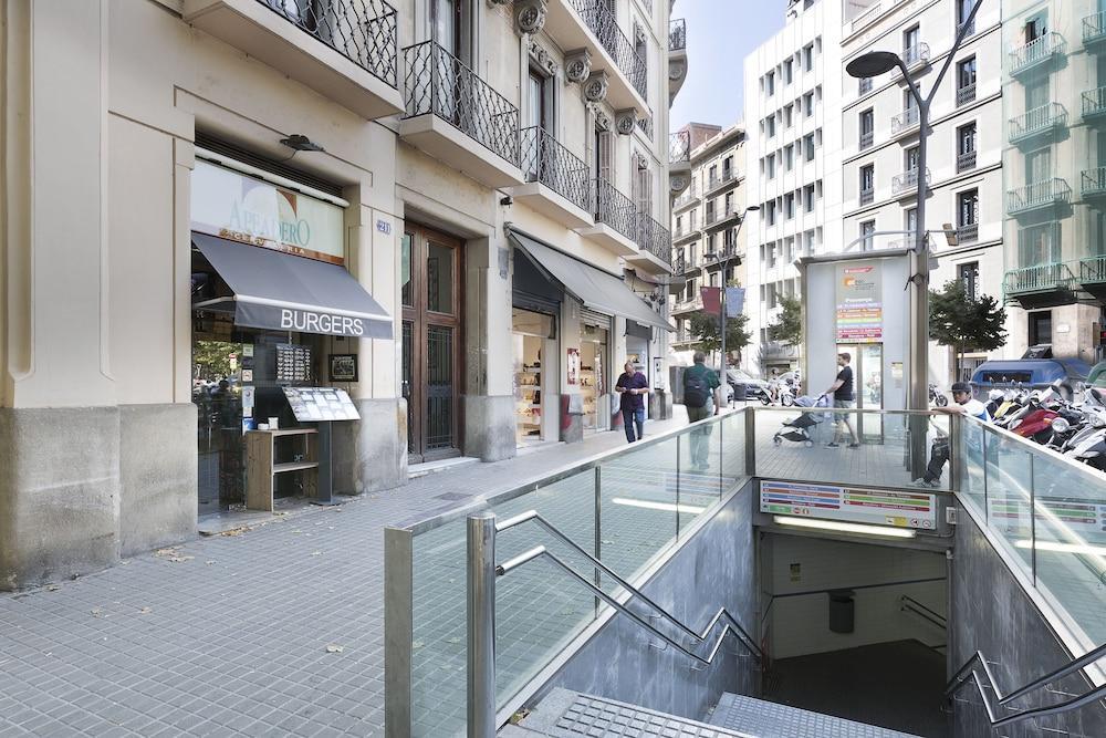 Habitat Alaia 4*