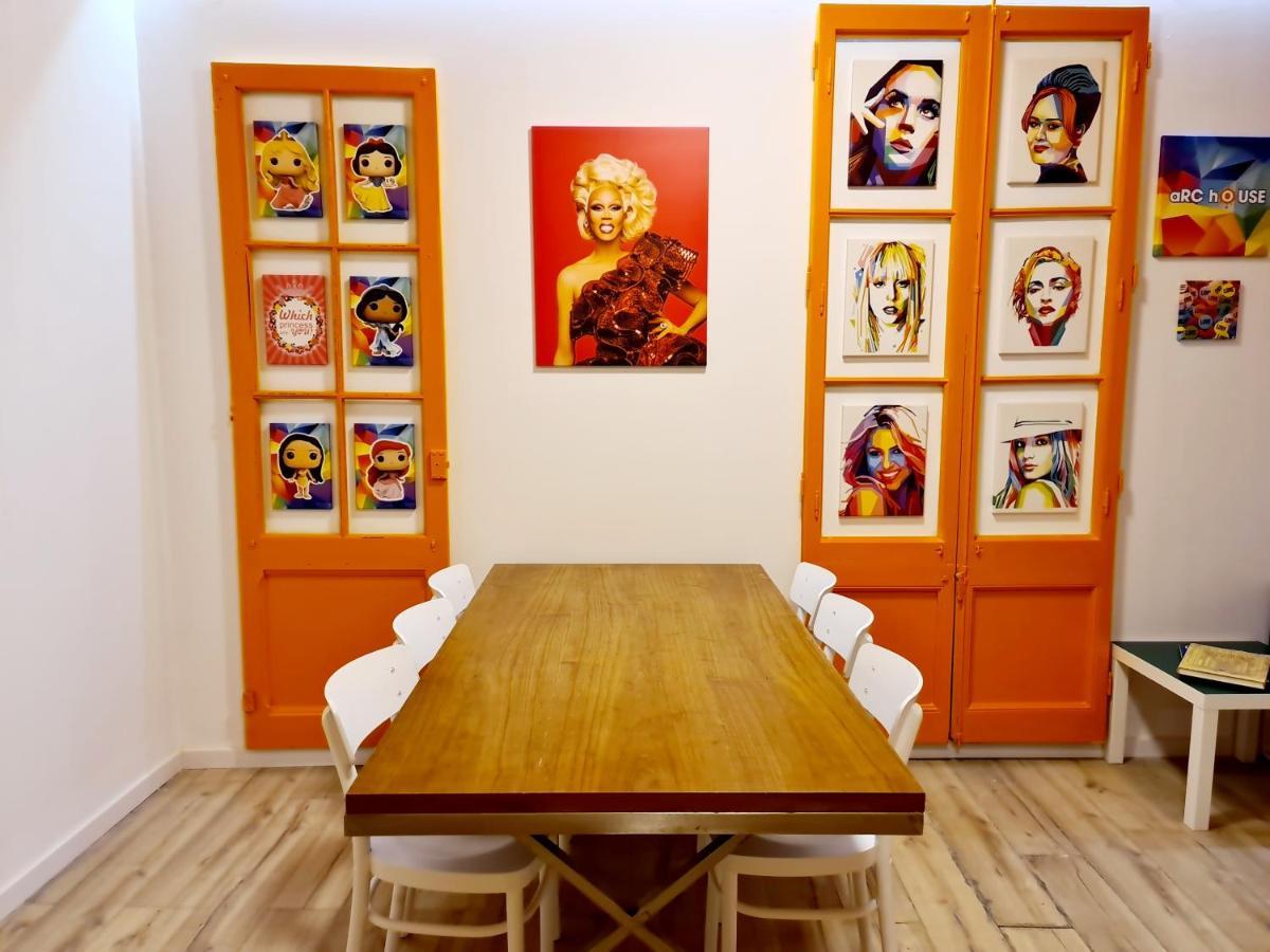 Hostal Arc House Gracia