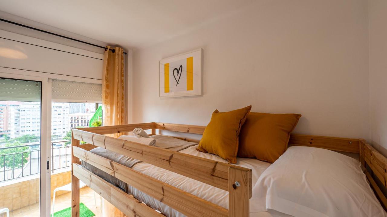Bed&bcn Glories Apartamento *