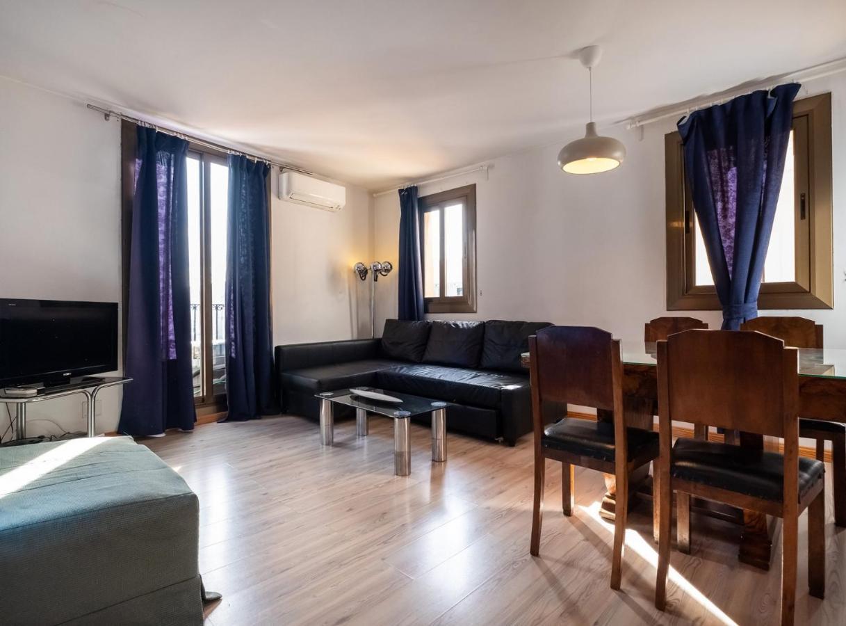 Apartment El Pintor *