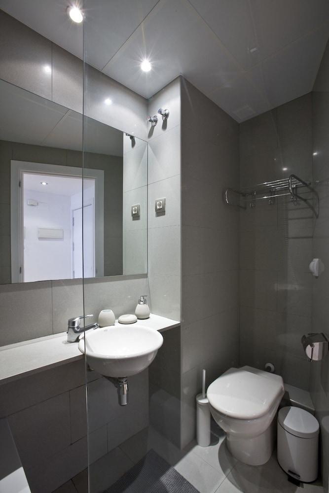 Flateli Urquinaona Apartment Barcelona