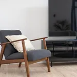 5Br - 3Bh Luxury Apartment In The City Center