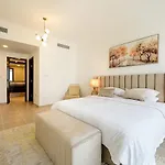 Luxury Argos Hotel
