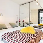 My Space Emirates - Spacious Apartments Near The City Center