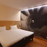 Ibis Barcelona Centro (Sagrada Familia)