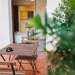 Zoorooms Boutique Guesthouse