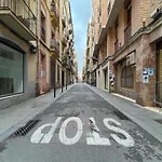 Stay U-Nique Apartments Torrent