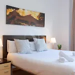 Cosy Apartment Next To Sagrada Familia III